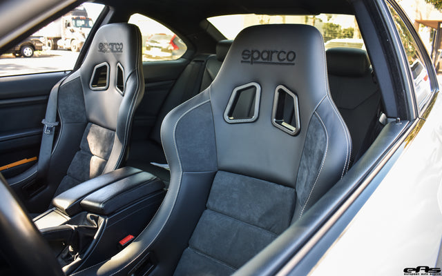 Alpine White E92 M3 - Sparco QRT-C Performance & Macht Schnell Clubsport Mount