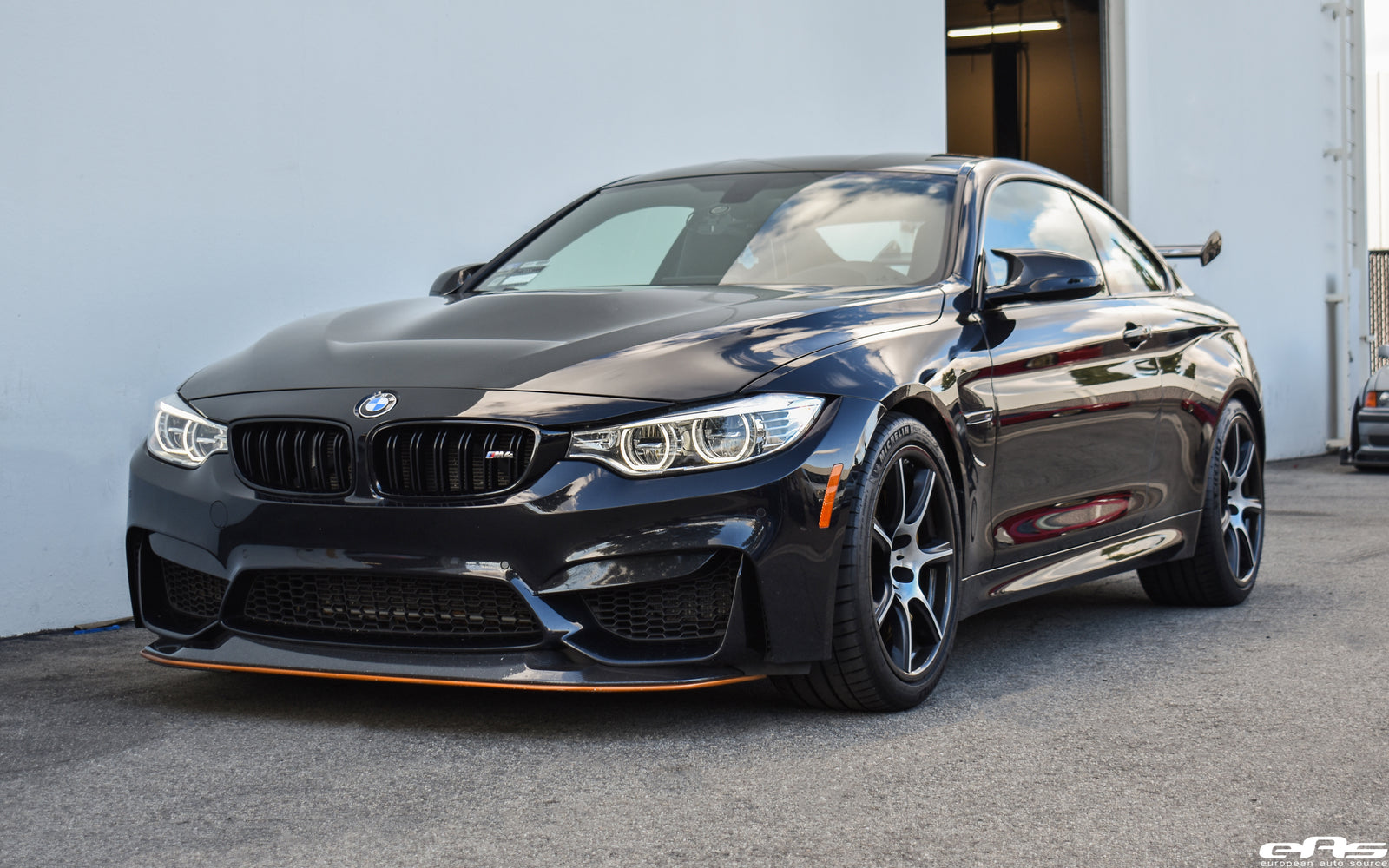 Black Sapphire Metallic F82 M4 GTS - OEM Euro Carbon Fiber Seats