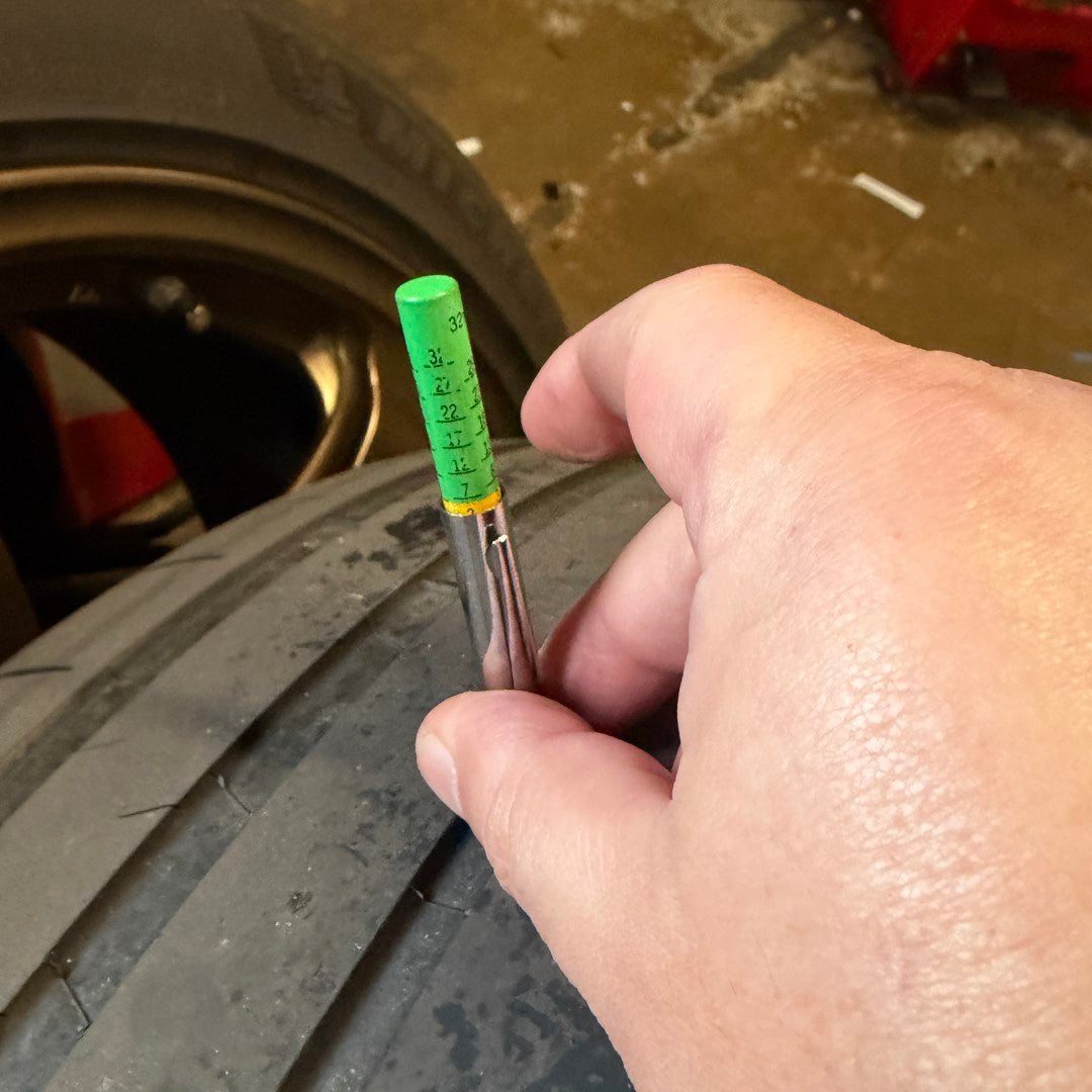 Titan 7 - 20" T-D6E Forged 6 Spoke Wheel/Tire Set - Tesla (5x114) (USED)