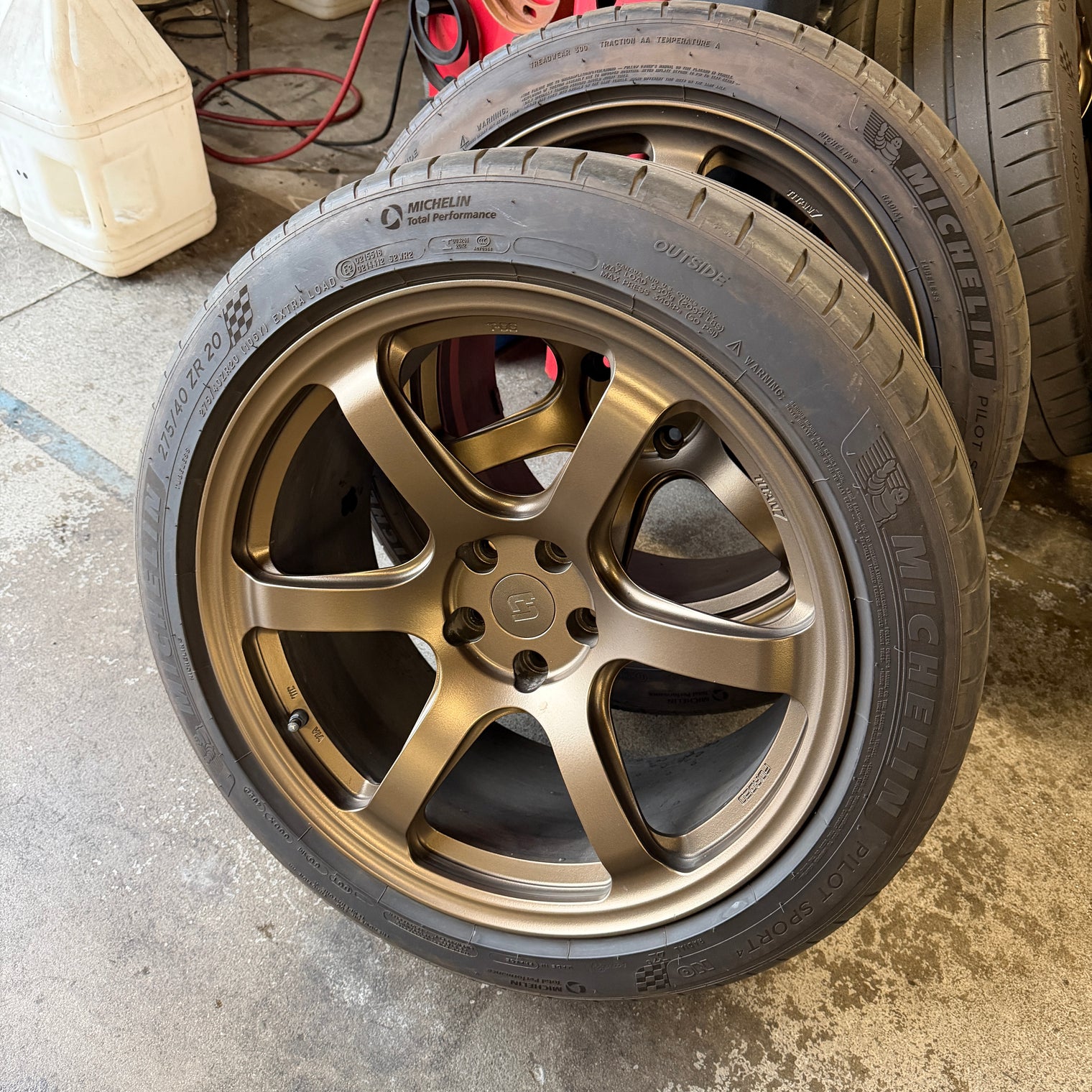 Titan 7 - 20" T-D6E Forged 6 Spoke Wheel/Tire Set - Tesla (5x114) (USED)