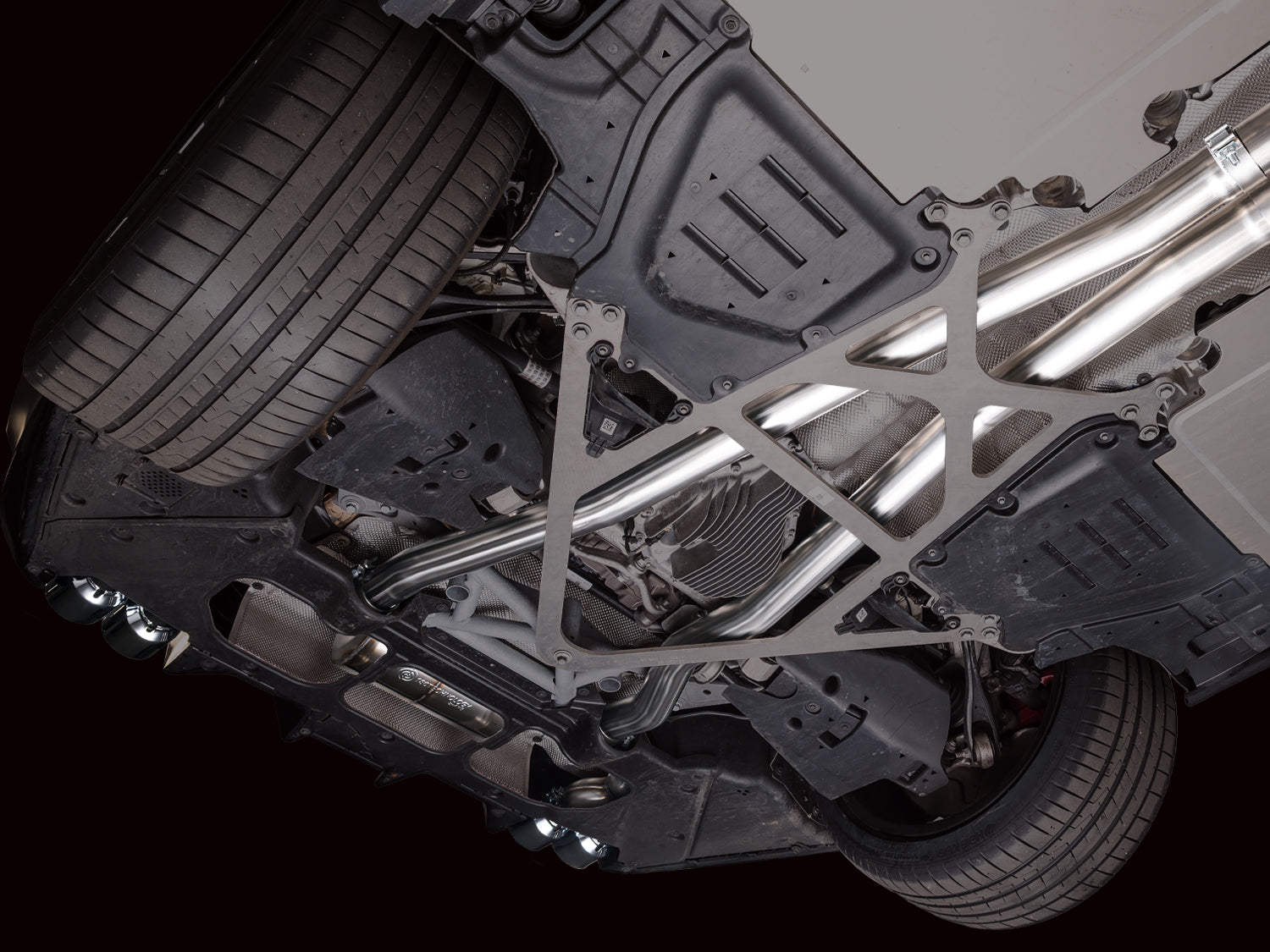 AWE Tuning - Touring Edition Catback Exhaust - BMW G9X M5