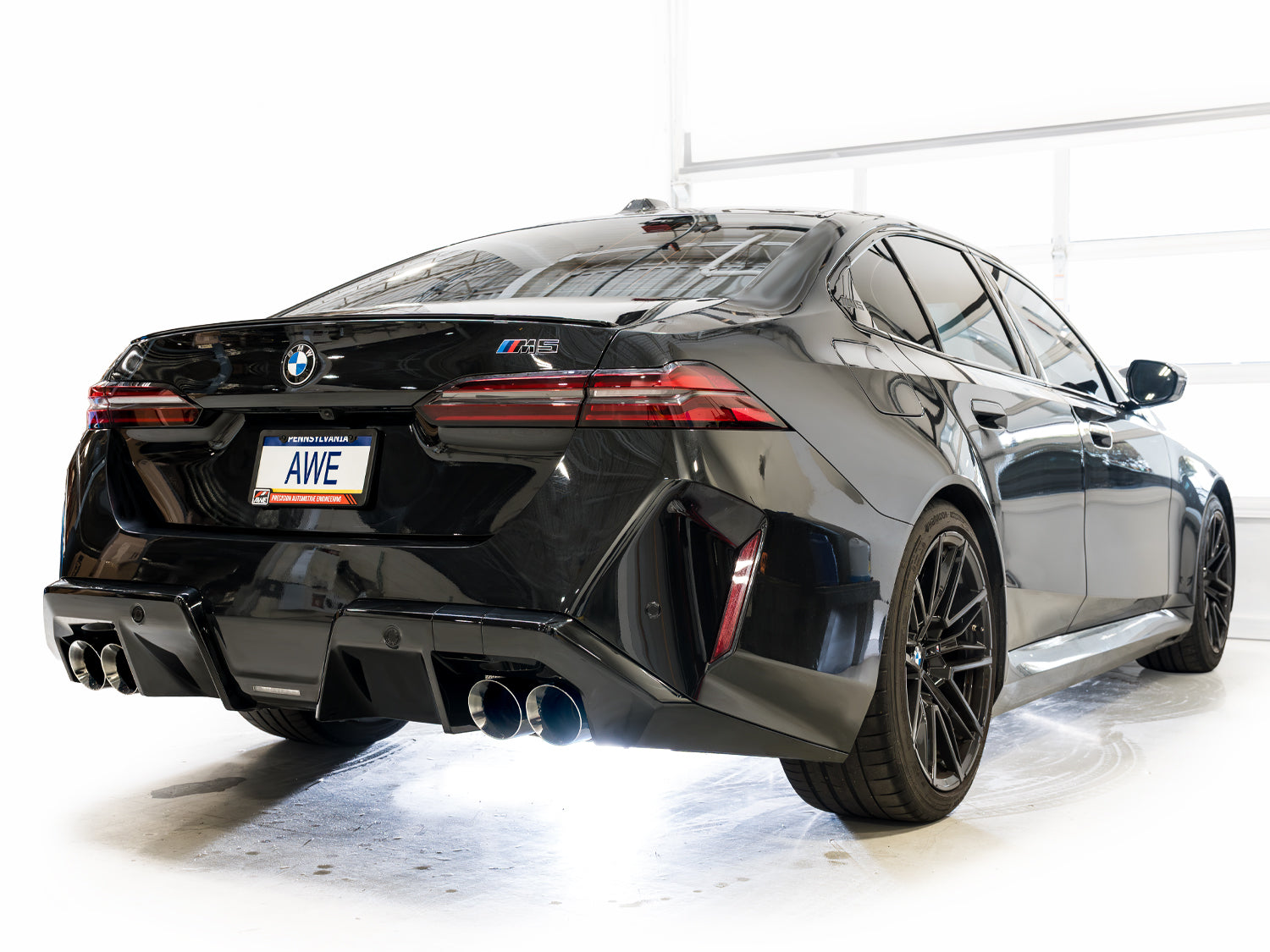 AWE Tuning - Track Edition Catback Exhaust - BMW G9X M5