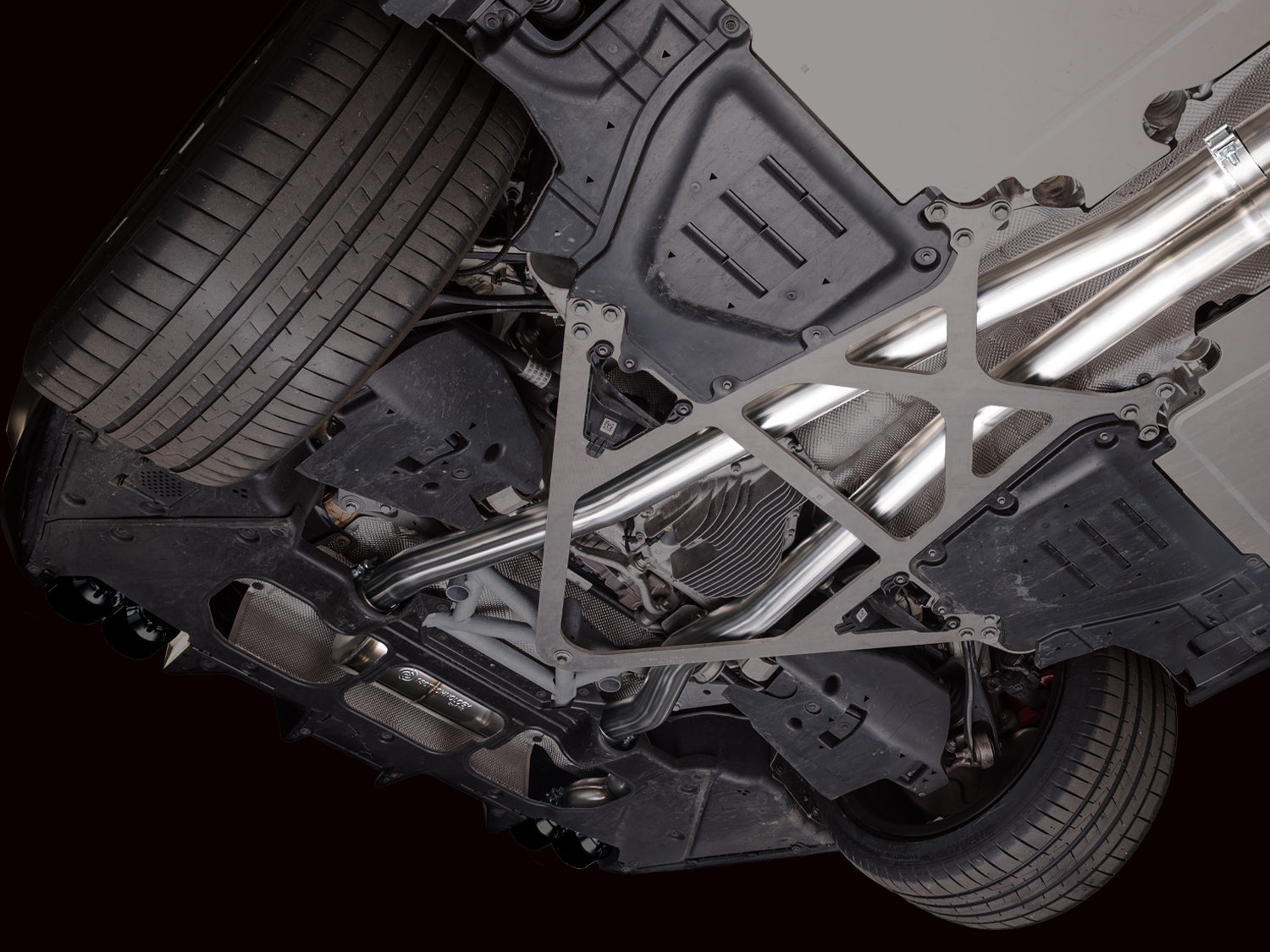 AWE Tuning - Touring Edition Catback Exhaust - BMW G9X M5