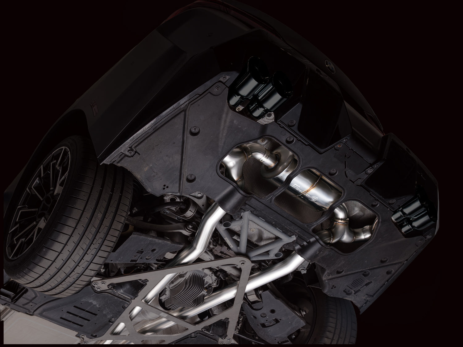 AWE Tuning - Track Edition Catback Exhaust - BMW G9X M5