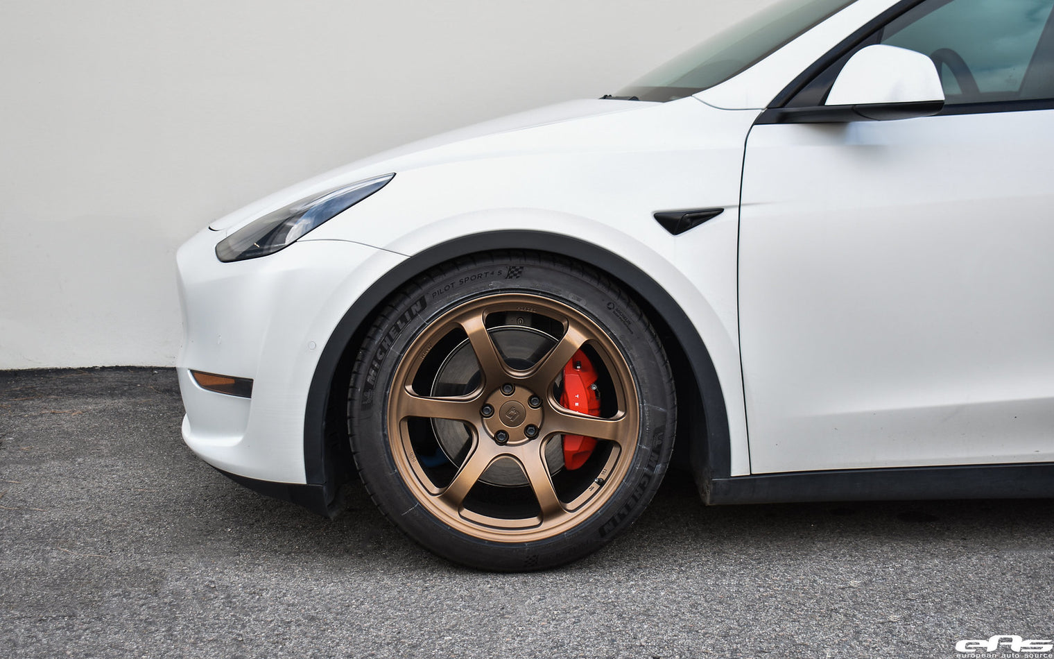 Titan 7 - 20" T-D6E Forged 6 Spoke Wheel/Tire Set - Tesla (5x114) (USED)