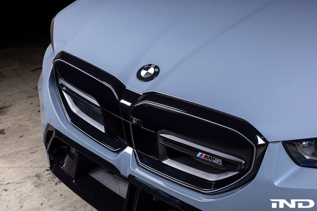 IND Carbon BMW Roundel Set
