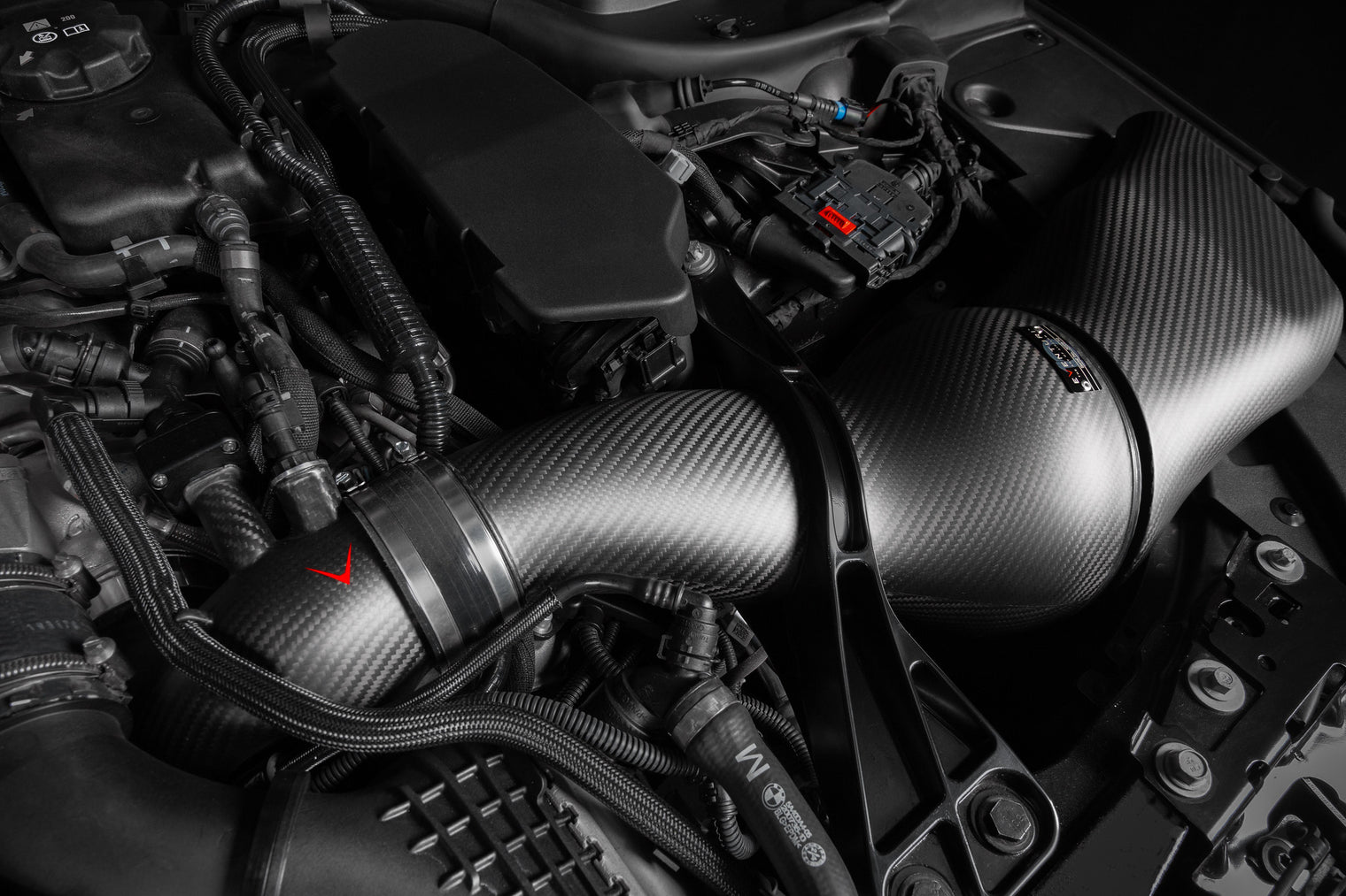 Eventuri - Carbon Fiber Turbo Inlets - BMW G9X M5