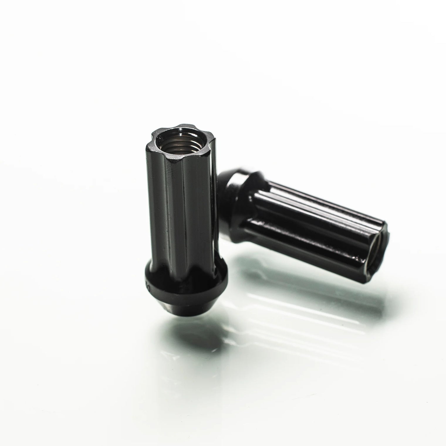 Titan 7 - O.W.L. Steel Race Nuts  (M14x1.5mm)