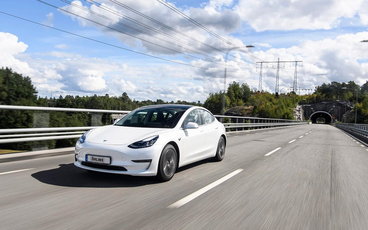 Ohlins - Road & Track DFV Coilover System (Street Tuned) - Tesla Model 3/Model Y