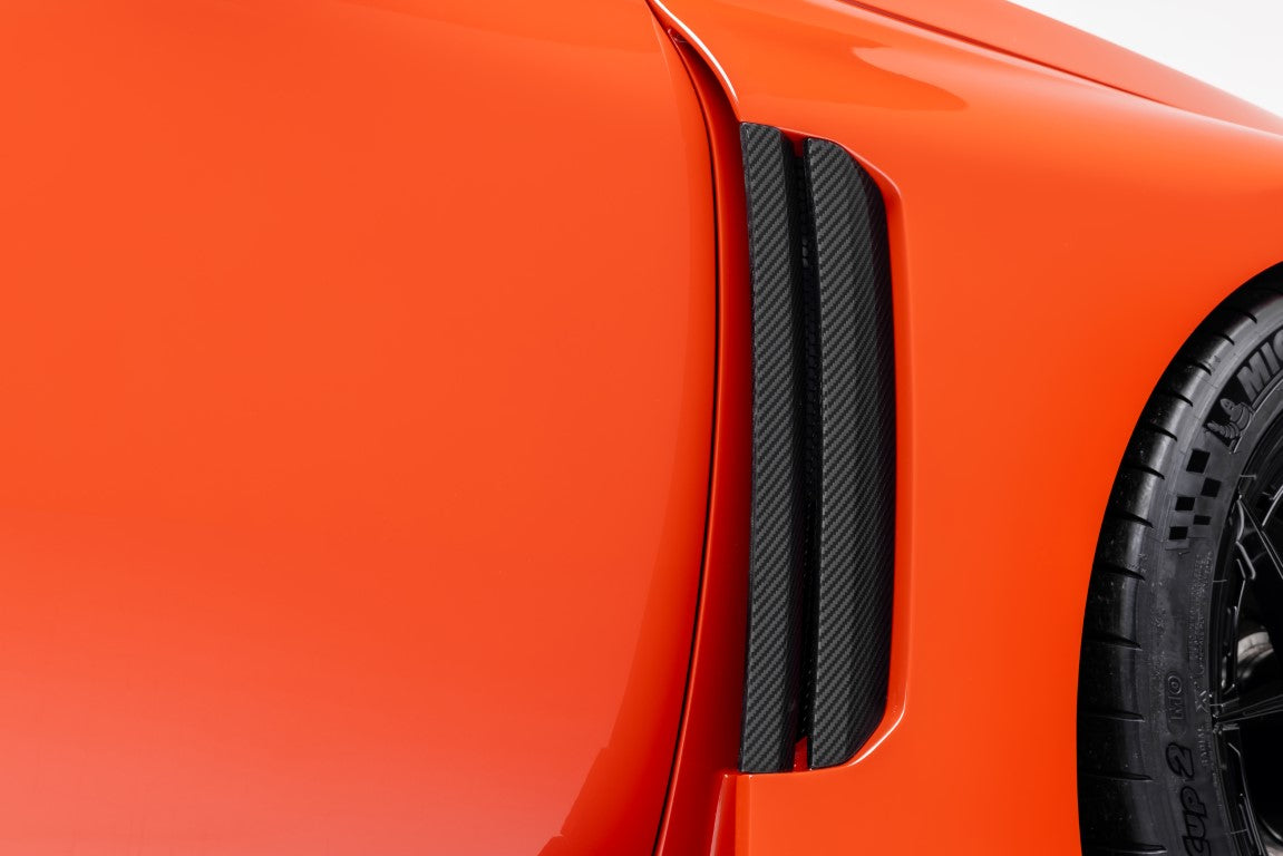 Vorsteiner - VRS Carbon Fiber Aero Vented Fender with Side Skirts - BMW G87 M2