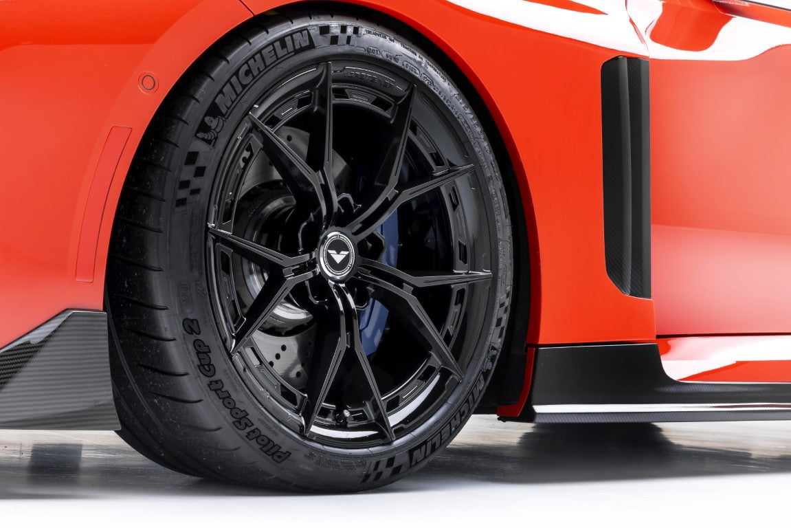 Vorsteiner - VRS Carbon Fiber Aero Vented Fender with Side Skirts - BMW G87 M2