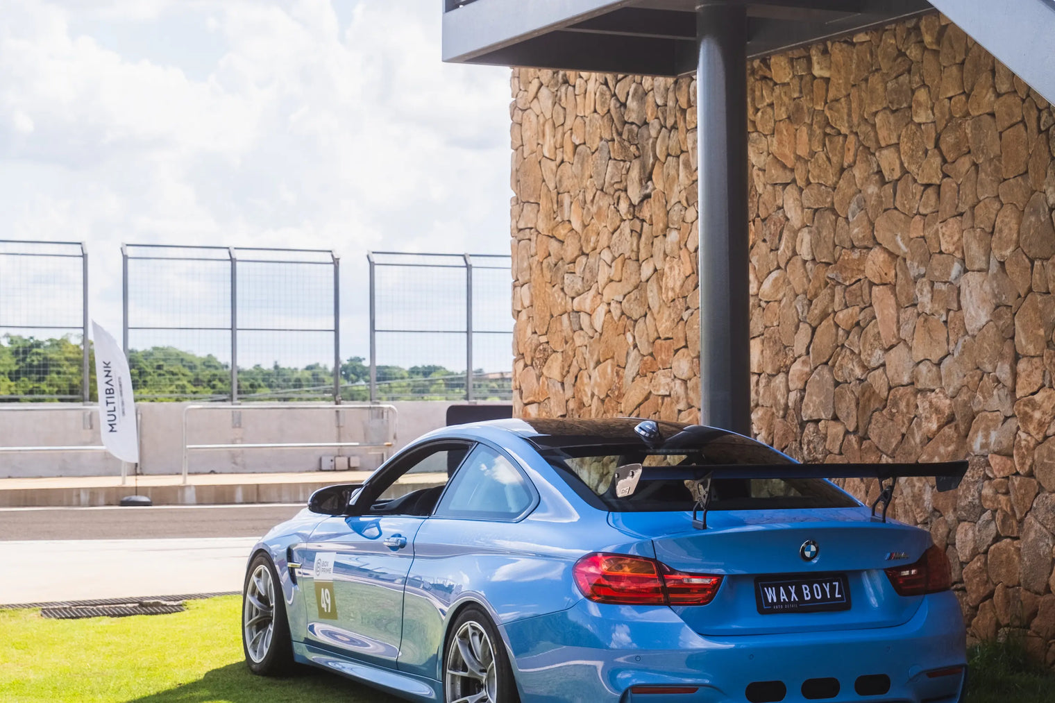 Apex - Classic Line ARC-8 Flow Formed Wheel - BMW (5x120)