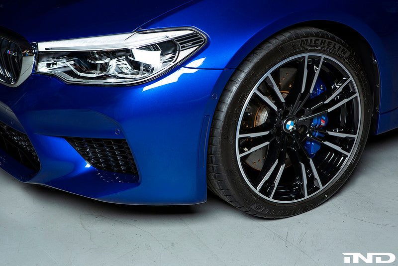 iND f90 m5 painted front reflector set - iND Distribution