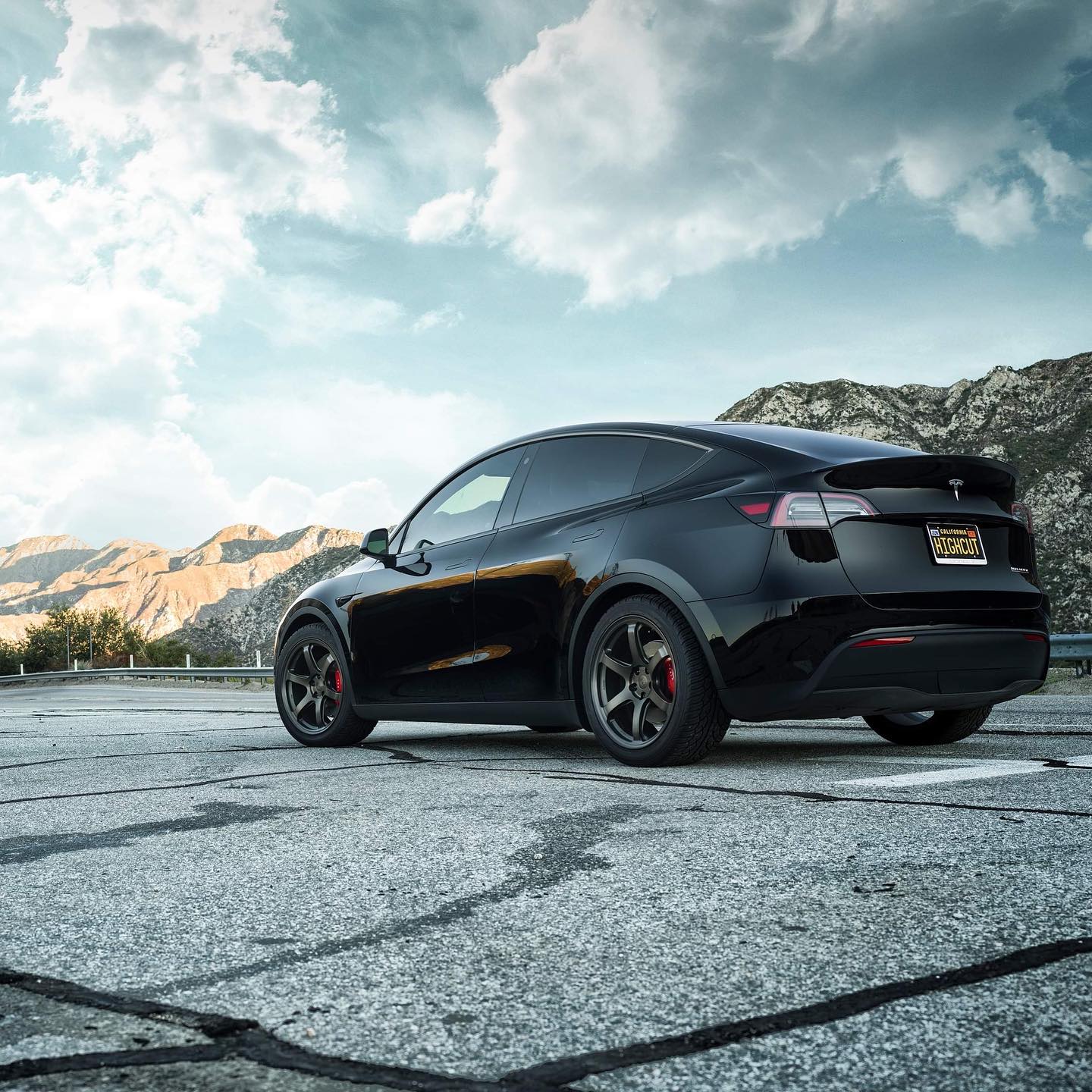 Titan 7 - T-D6E Forged 6 Spoke Wheel - Tesla (5x114)