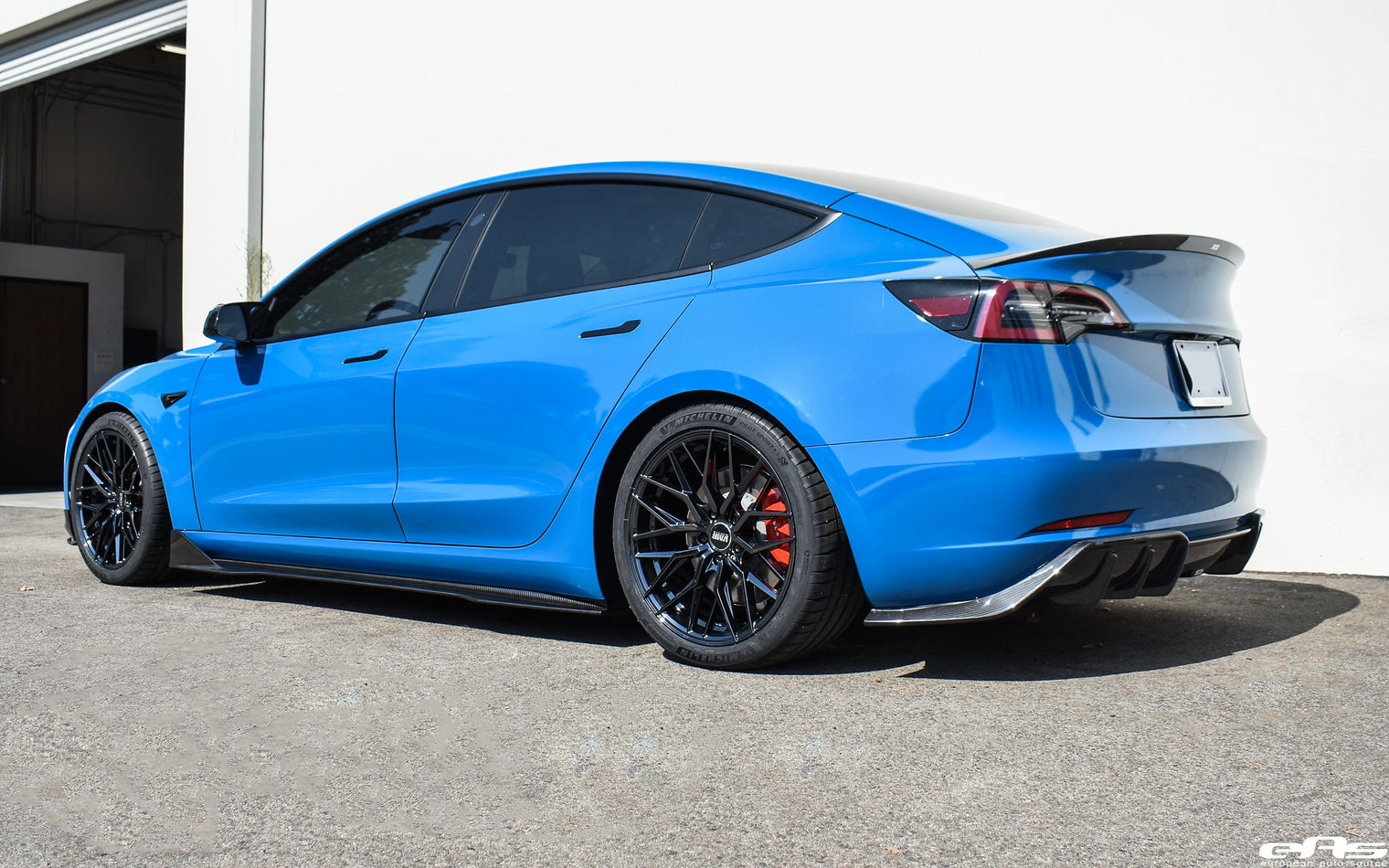 ADRO - Premium Prepreg Carbon Fiber Rear Diffuser - Tesla Model 3