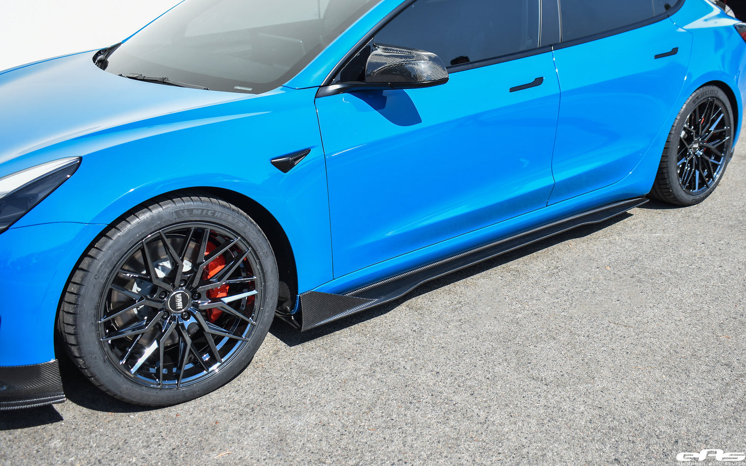 ADRO - Premium Prepreg Carbon Fiber Side Skirts - Tesla Model 3