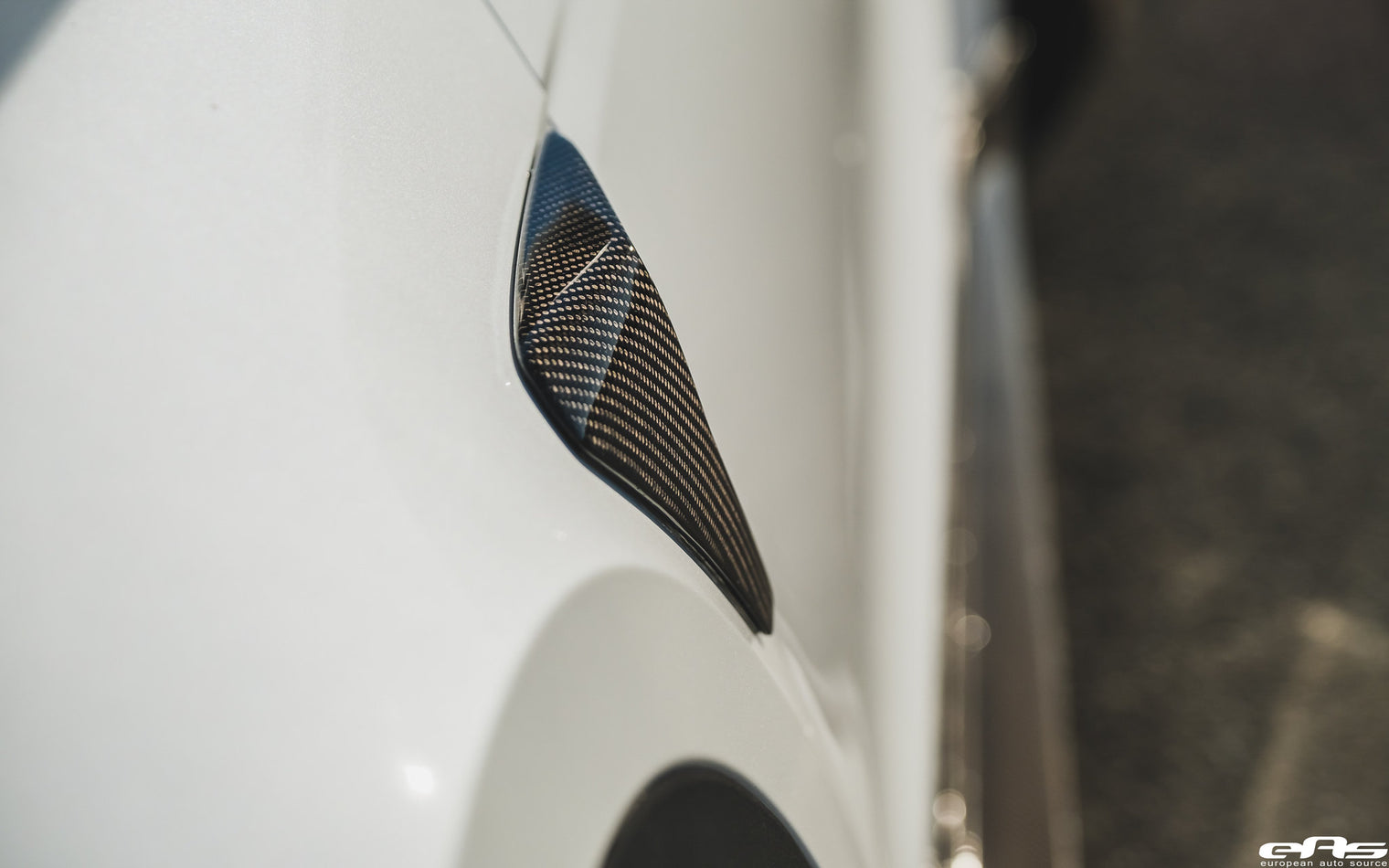 ADRO - Premium Prepreg Carbon Fiber Camera Cover - Tesla Model 3