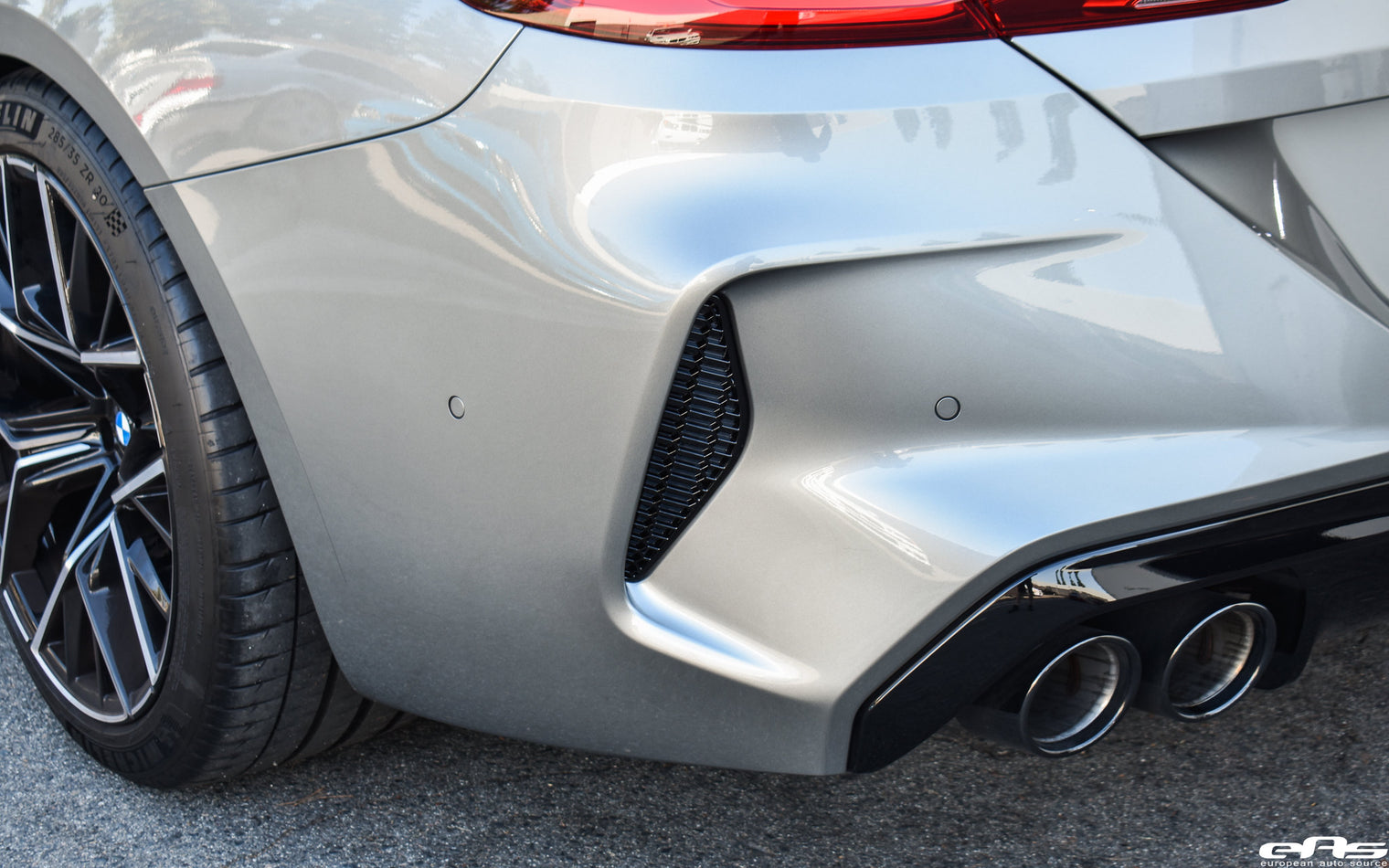 Acexxon - Rear Reflector Insert Set - BMW F9X M8