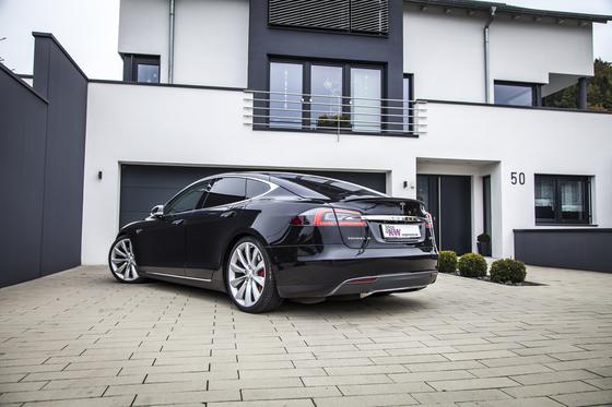 KW Suspensions -  DDC ECU Coilover Suspension - Tesla Model S