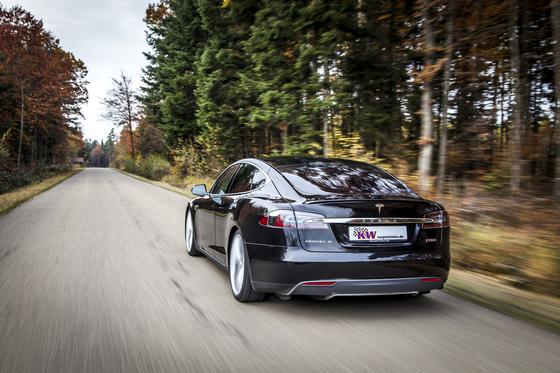 KW Suspensions -  DDC ECU Coilover Suspension - Tesla Model S