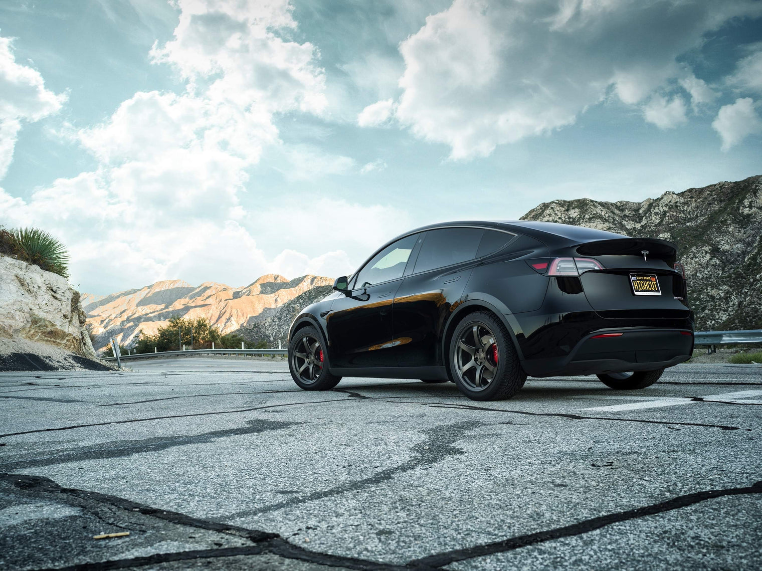 Titan 7 - T-D6E Forged 6 Spoke Wheel - Tesla (5x114)