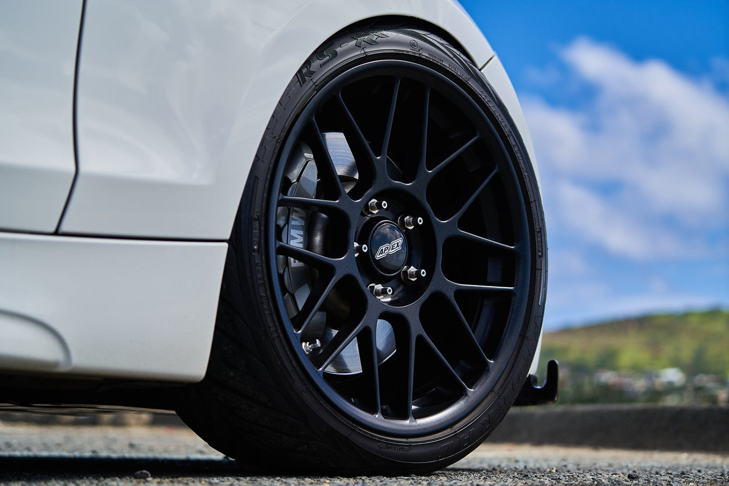 Apex - Classic Line ARC-8 Flow Formed Wheel - BMW (5x120)