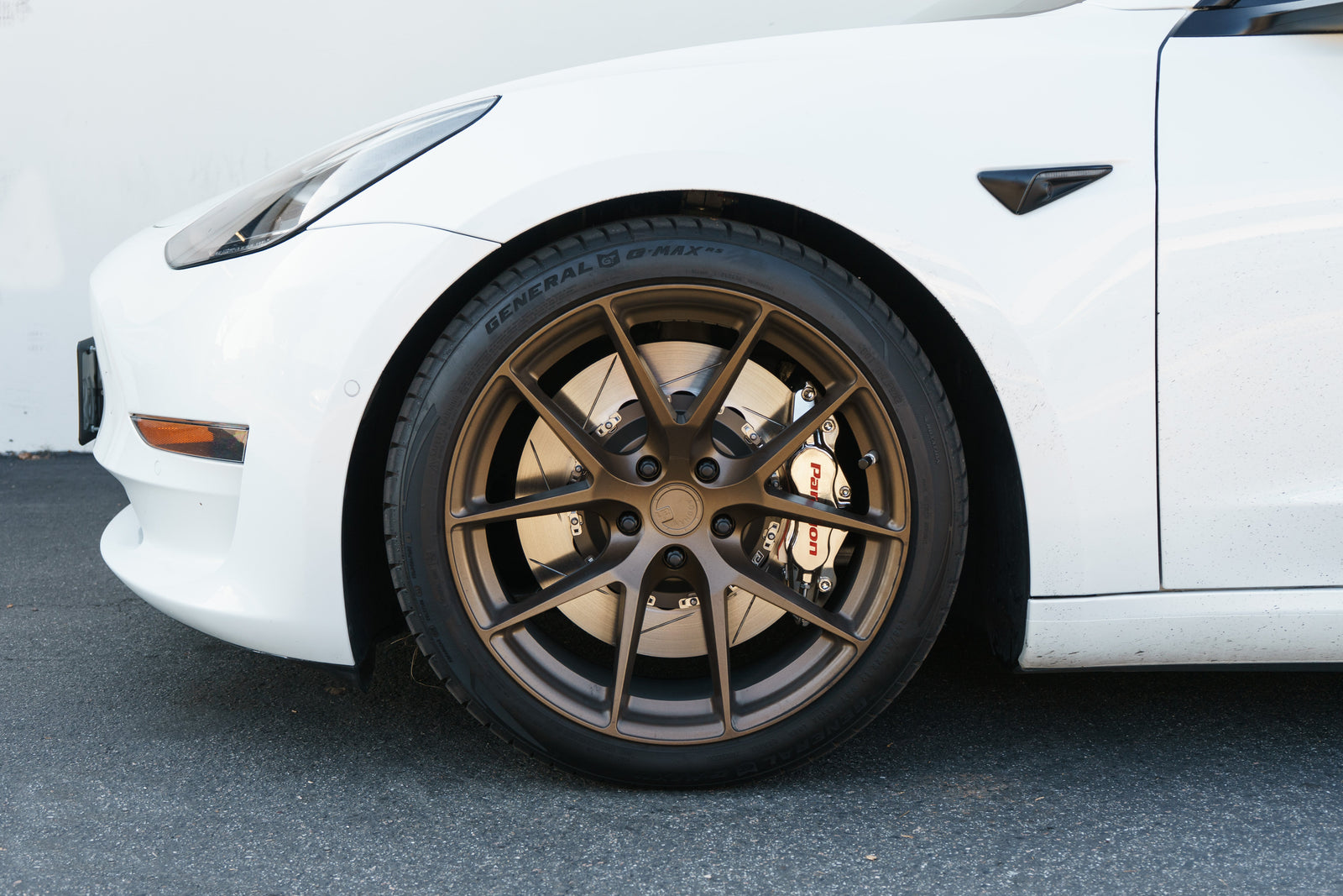 Paragon Performance PA035 6-Piston Front Track Performance Big Brake Kit - Tesla Model 3/Model Y