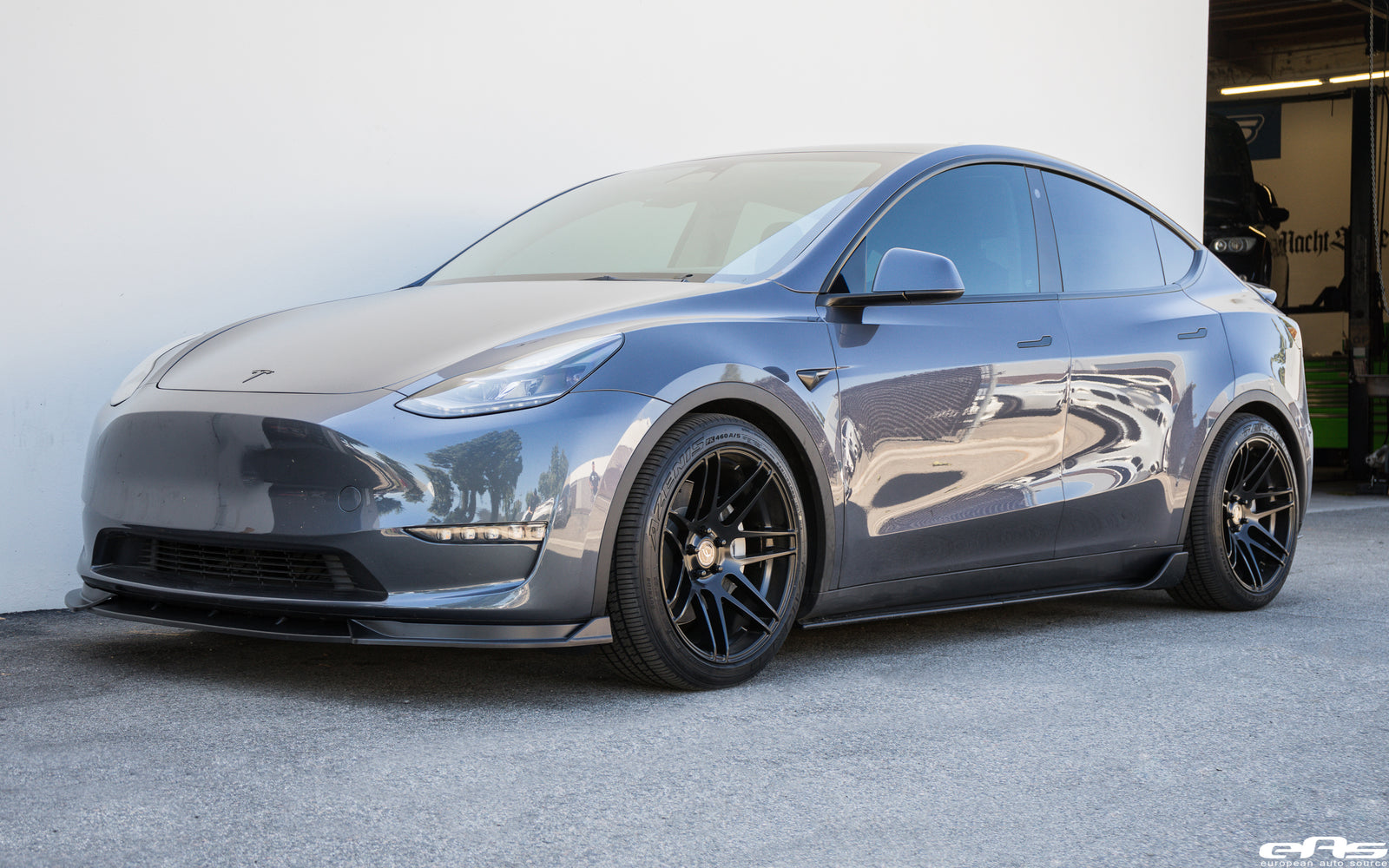 Tesla Model Y - Forgestar F14s & TEIN Flex Z Coilovers