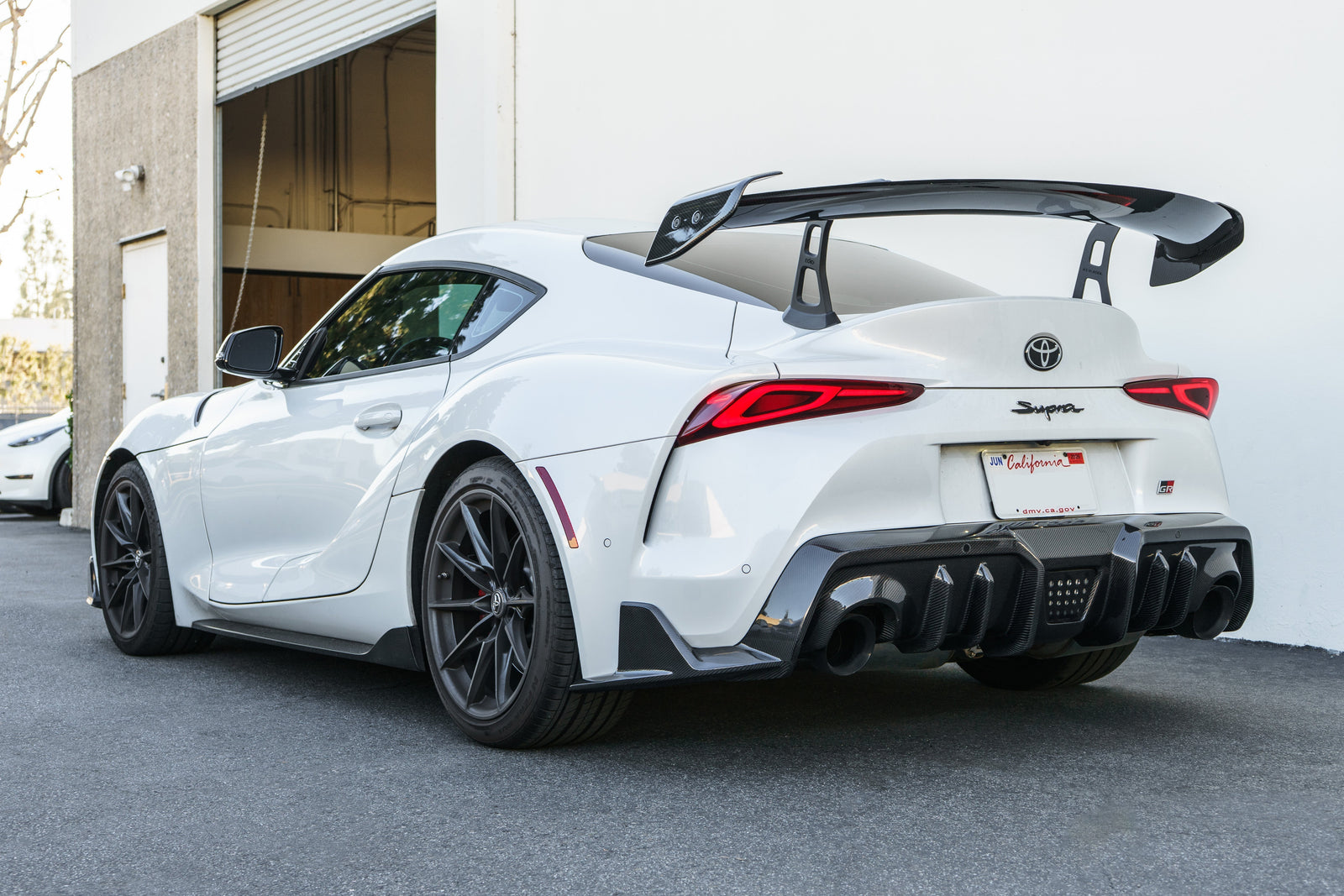 ADRO Carbon Fiber AT-R2 Swan Neck Wing & Carbon Fiber Rear Diffuser - Toyota GR Supra