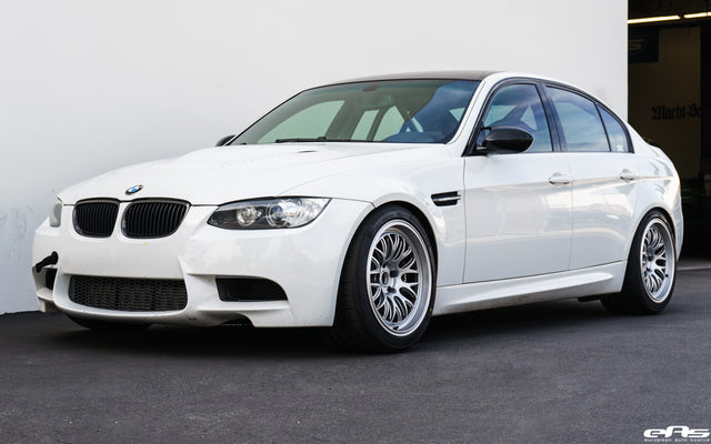 Alpine White E90 M3 - Titan 7 T-M20 (Heritage Silver)