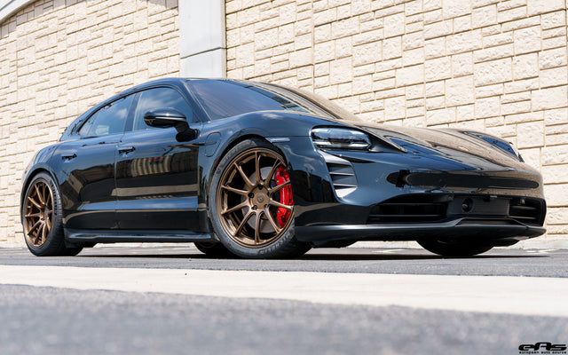 Porsche Taycan GTS - Titan 7 T-R10 (Custom Bronze)