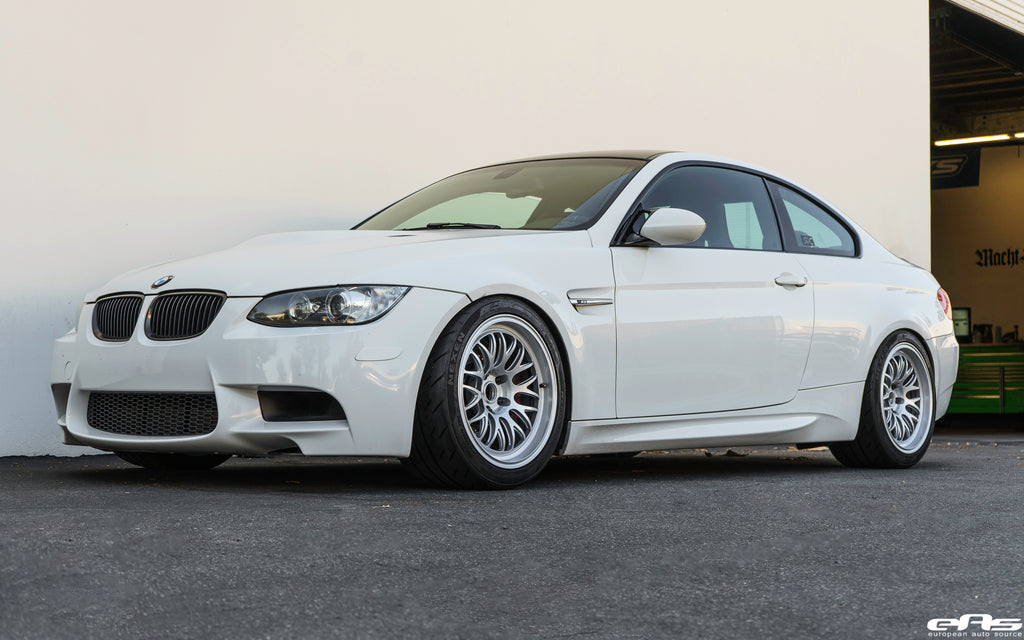 Alpine White E92 M3 - Titan 7 T-M20 Forged Motorsport Wheel