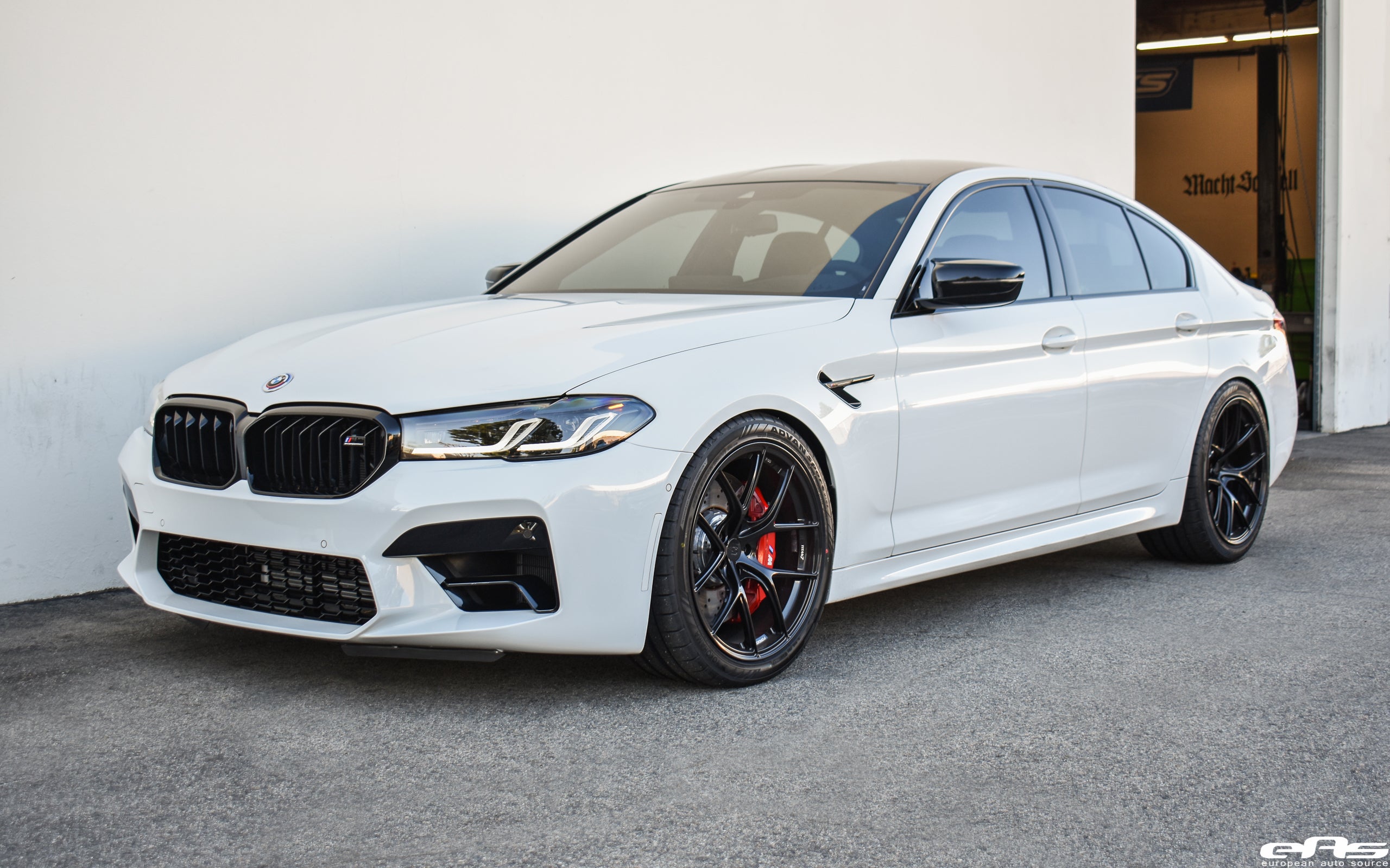 Alpine White F90 M5 Competition - KW HAS Kit & Titan 7 T-S5 (Wicked Bl