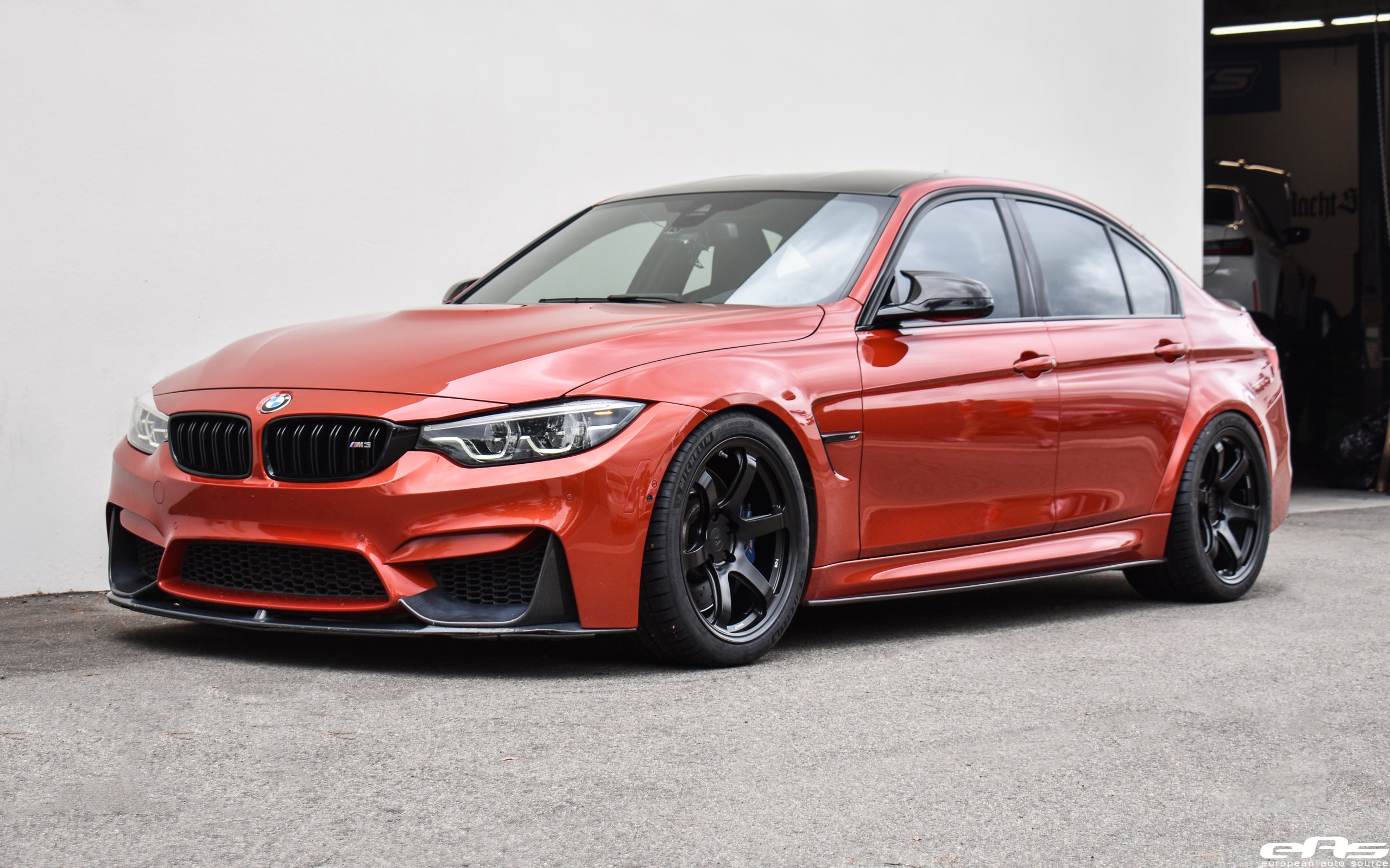 Sakhir Orange F80 M3 - Titan 7 Wheels T-D6E (Machine Black)