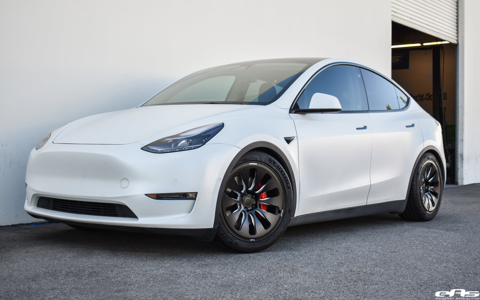 Tesla Model Y Performance - Titan 7 T-LD1