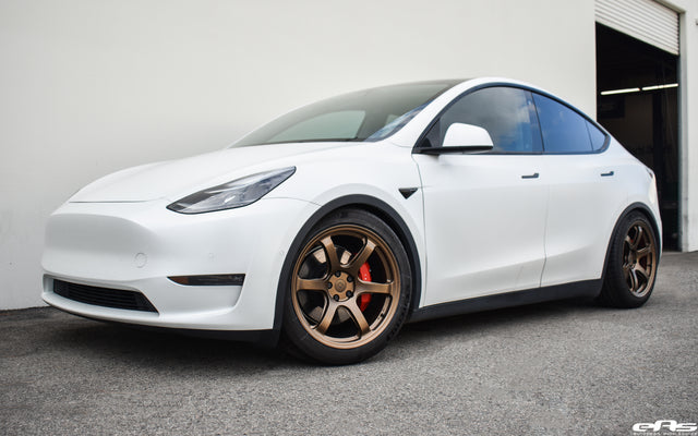 Tesla Model Y - Titan 7 T-D6 (Custom Bronze)
