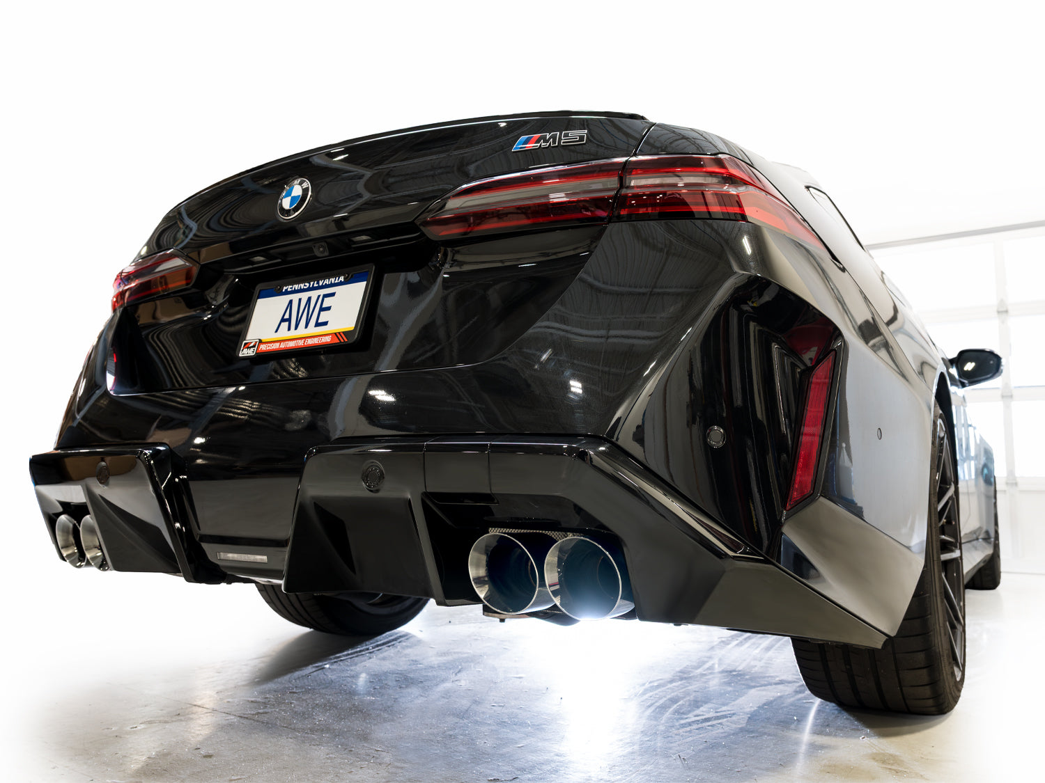 AWE Tuning -  Track Edition Catback Exhaust - BMW G9X M5