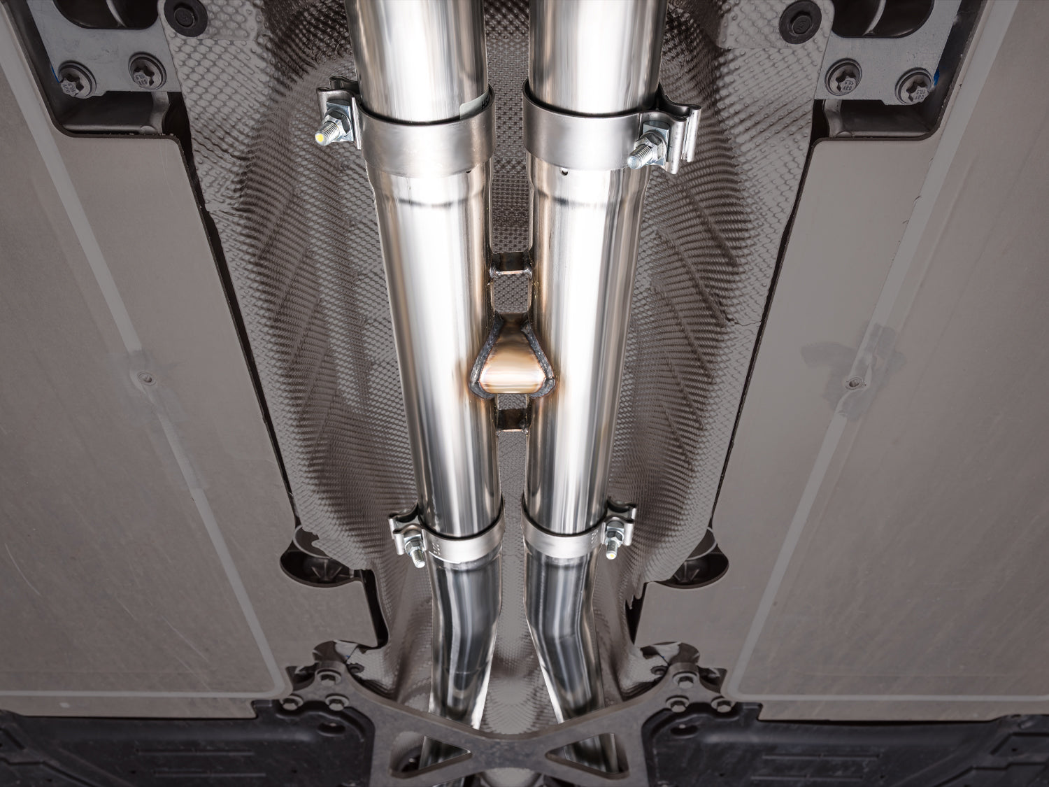 AWE Tuning -  Track Edition Catback Exhaust - BMW G9X M5