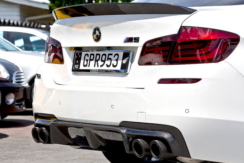 iND f10 m5 painted trunk emblem - iND Distribution