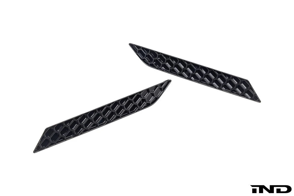 Acexxon - Rear Reflector Insert Set - BMW G90 M5