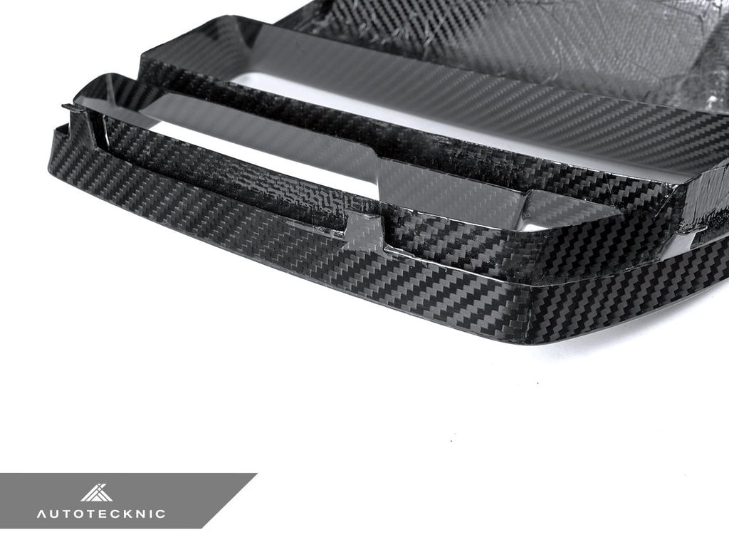 AutoTecknic Dry Carbon Podium V1 Front Grille Set - G80 M3 | G82/ G83 M4