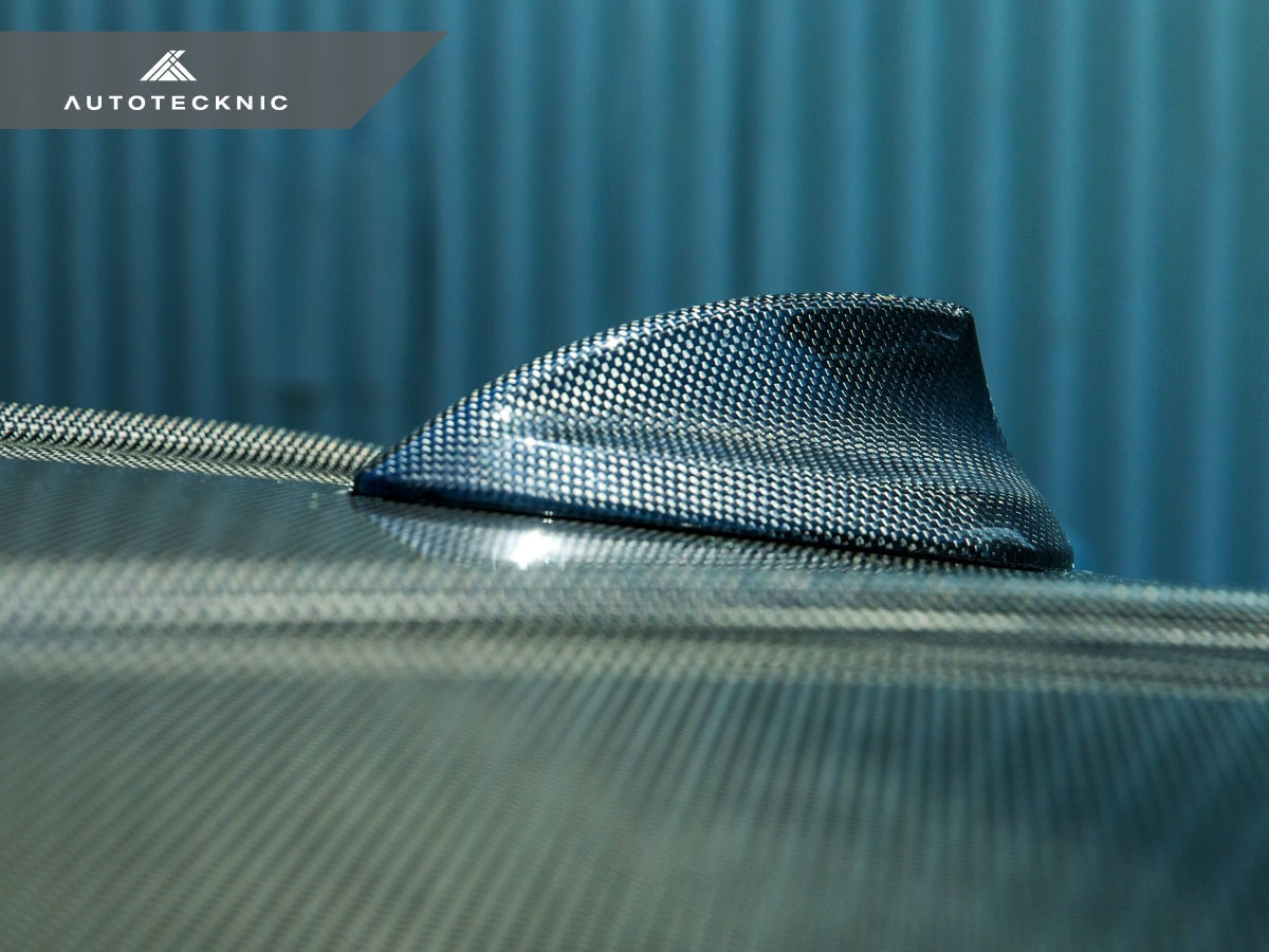 ペペロンチーノVPP カーボンフレーム M AutoTecknic - Dry Carbon Roof Antenna Cover - BMW G80 M3