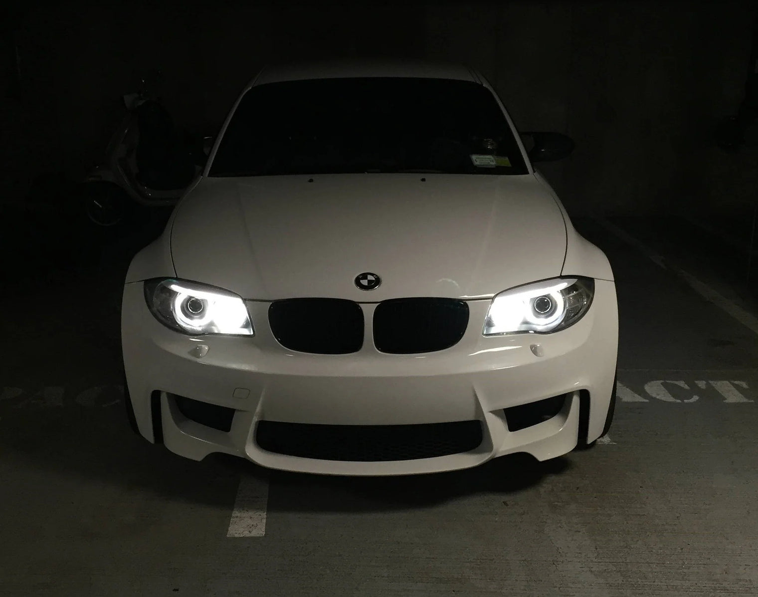 LUX - H8 V6 Color Adjustable Angel Eye Kit - BMW E82 1M