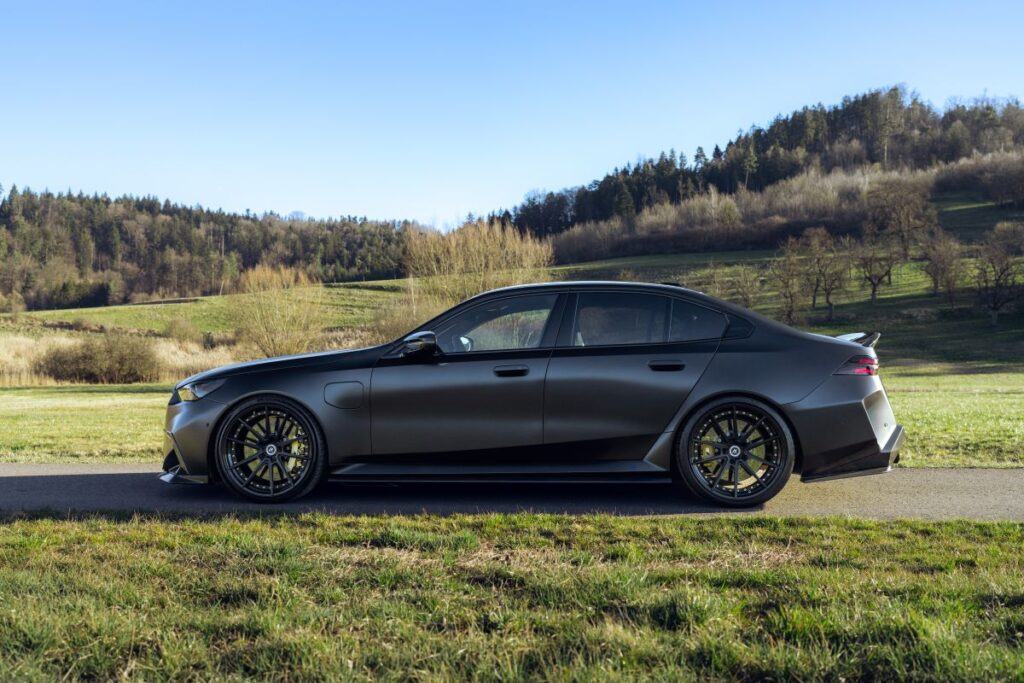 KW Suspensions - V4 Clubsport 3-Way Coilover Kit - BMW G90 M5