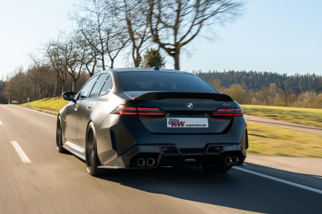 KW Suspensions - V4 Clubsport 3-Way Coilover Kit - BMW G90 M5