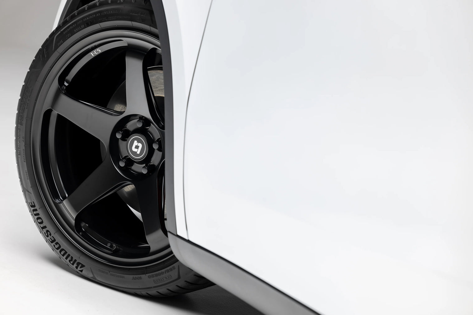 Titan 7 - T-C5 Forged 5 Spoke Wheel - Tesla (5x114)