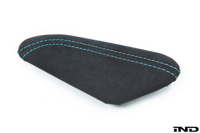 iND f87 m2 polar blue stitched alcantara knee pad - iND Distribution