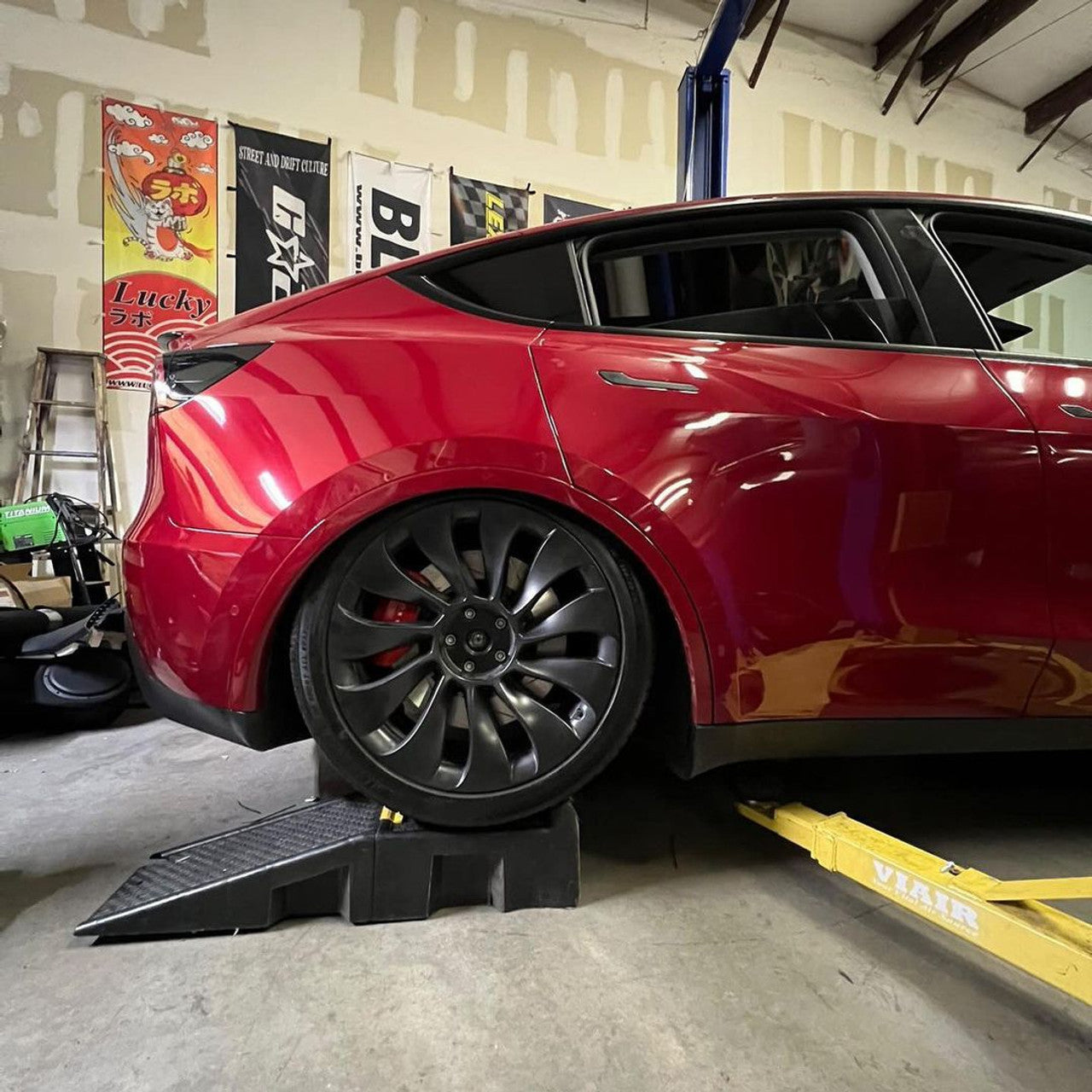 Paragon Performance - Rear 2-Piece Rotor Sport Brake Kit - Tesla Model 3/Model Y