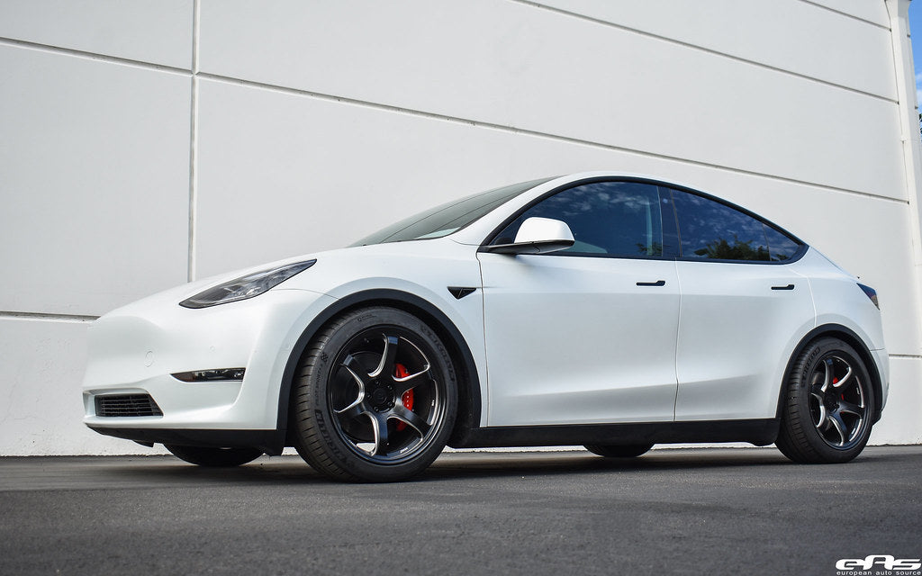 Titan 7 - T-D6 LE Forged 6 Spoke Wheel - Tesla (5x114)
