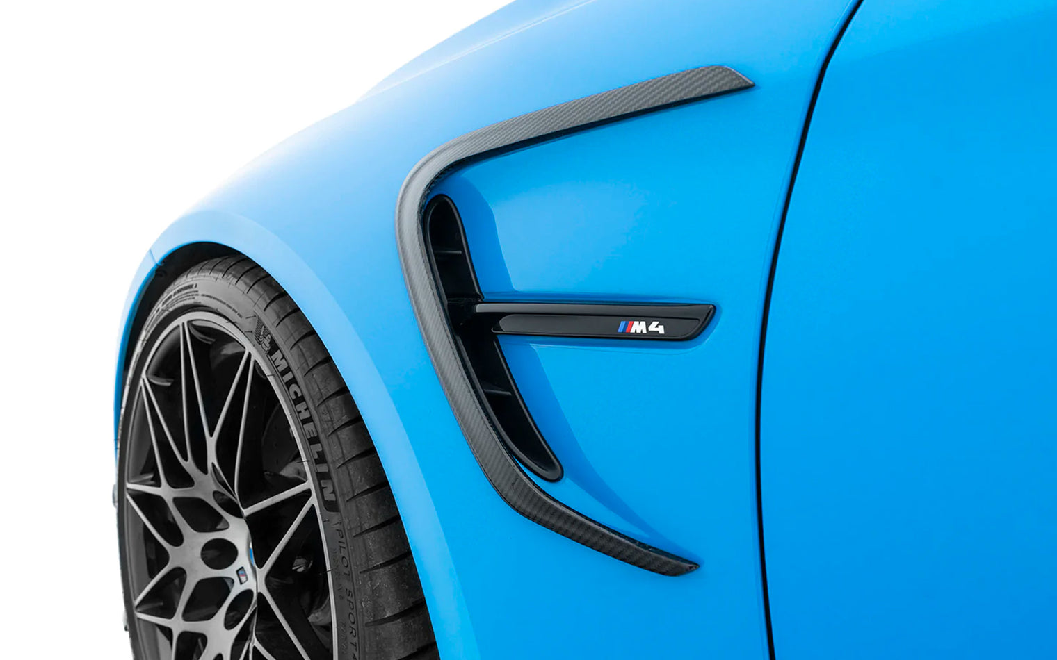 ADRO - Premium Prepreg Carbon Fiber Fender Cover - BMW F82/F83 M4